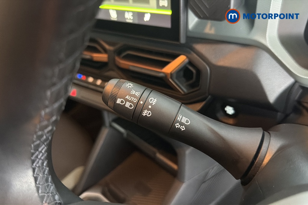 Dacia Duster Extreme Manual Petrol SUV - Stock Number (1677226) - 5th supplementary image
