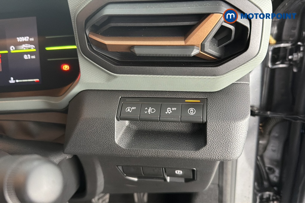 Dacia Duster Extreme Manual Petrol SUV - Stock Number (1677226) - 11th supplementary image