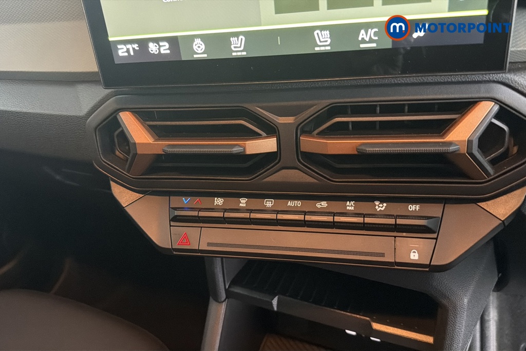 Dacia Duster Extreme Manual Petrol SUV - Stock Number (1677226) - 12th supplementary image