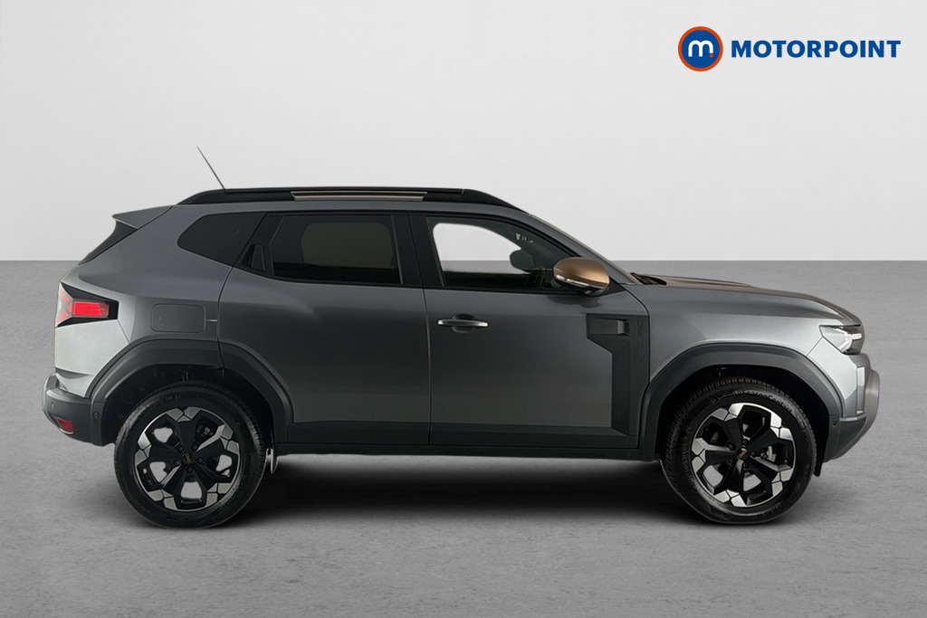 Dacia Duster Extreme Manual Petrol SUV - Stock Number (1677226) - Passenger side