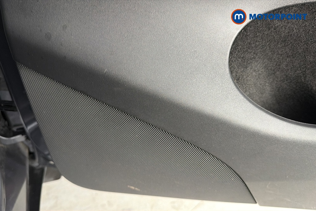 Tesla Model Y Long Range Automatic Electric SUV - Stock Number (1677252) - 21st supplementary image