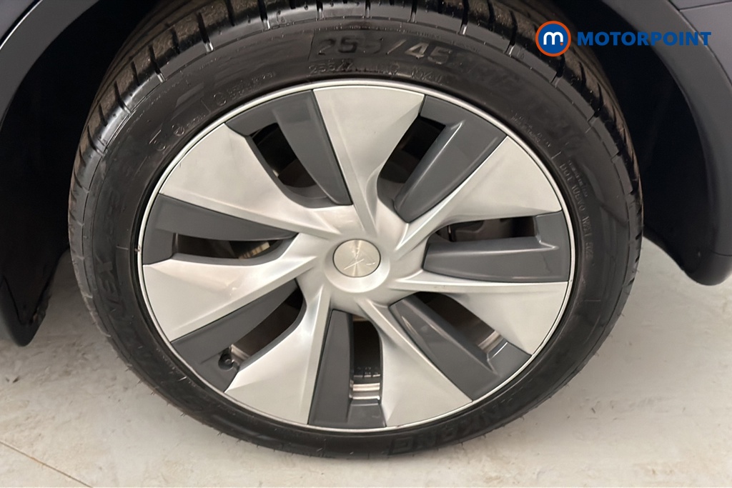 Tesla Model Y Long Range Automatic Electric SUV - Stock Number (1677252) - 45th supplementary image