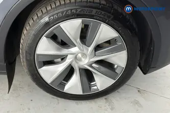 Tesla Model Y Long Range Automatic Electric SUV - Stock Number (1677252) - 47th supplementary image
