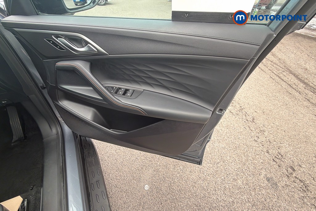 Mg Motor Uk HS Trophy Automatic Petrol Plug-In Hybrid SUV - Stock Number (1677266) - 4th supplementary image