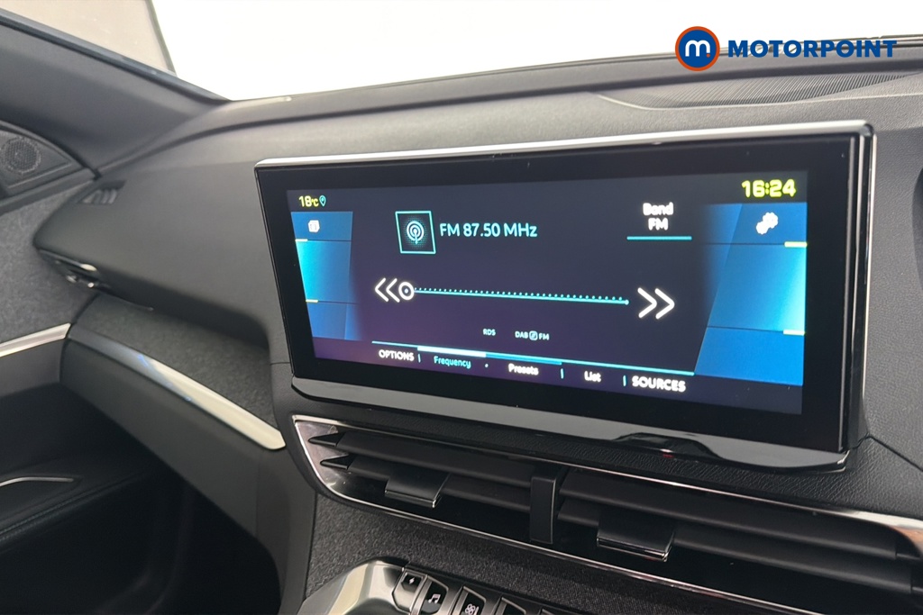 Peugeot 3008 Allure Premium-Plus Automatic Petrol Plug-In Hybrid SUV - Stock Number (1677271) - 8th supplementary image