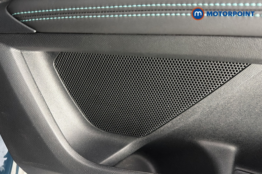 Peugeot 3008 Allure Premium-Plus Automatic Petrol Plug-In Hybrid SUV - Stock Number (1677271) - 21st supplementary image