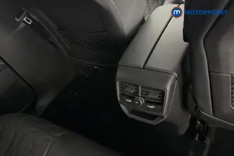 Peugeot 3008 Allure Premium-Plus Automatic Petrol Plug-In Hybrid SUV - Stock Number (1677271) - 28th supplementary image