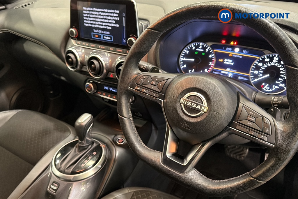 Nissan Juke N-Connecta Automatic Petrol SUV - Stock Number (1677385) - 2nd supplementary image