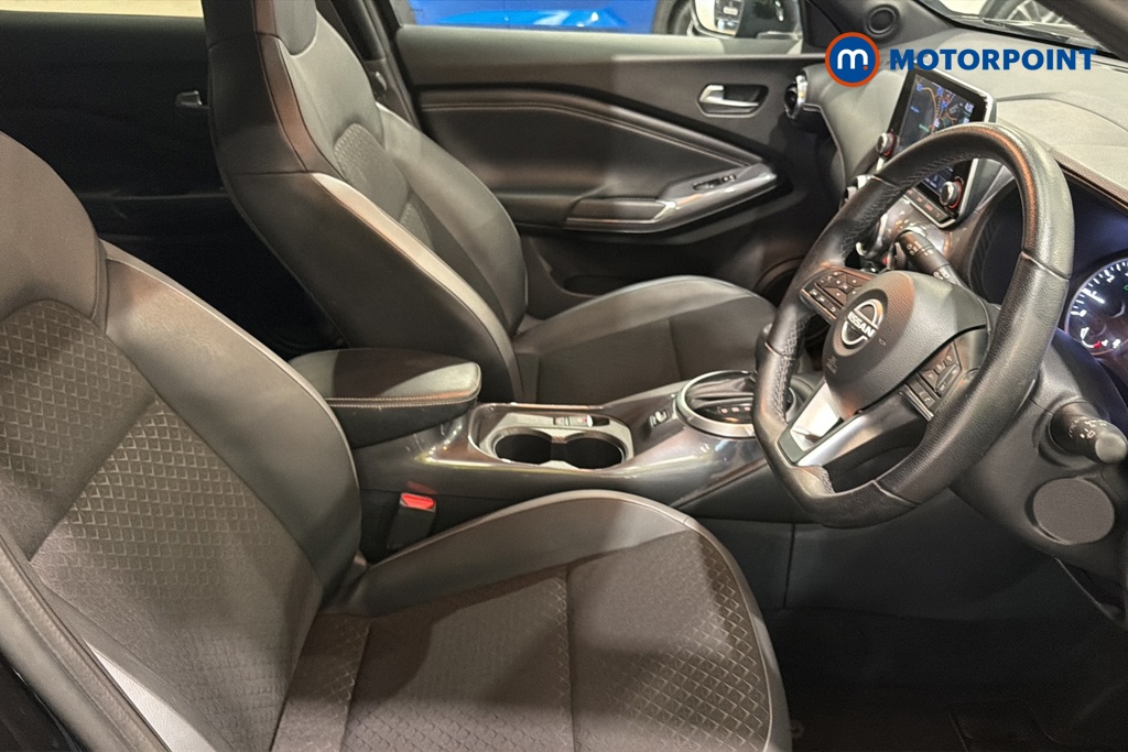 Nissan Juke N-Connecta Automatic Petrol SUV - Stock Number (1677385) - 22nd supplementary image