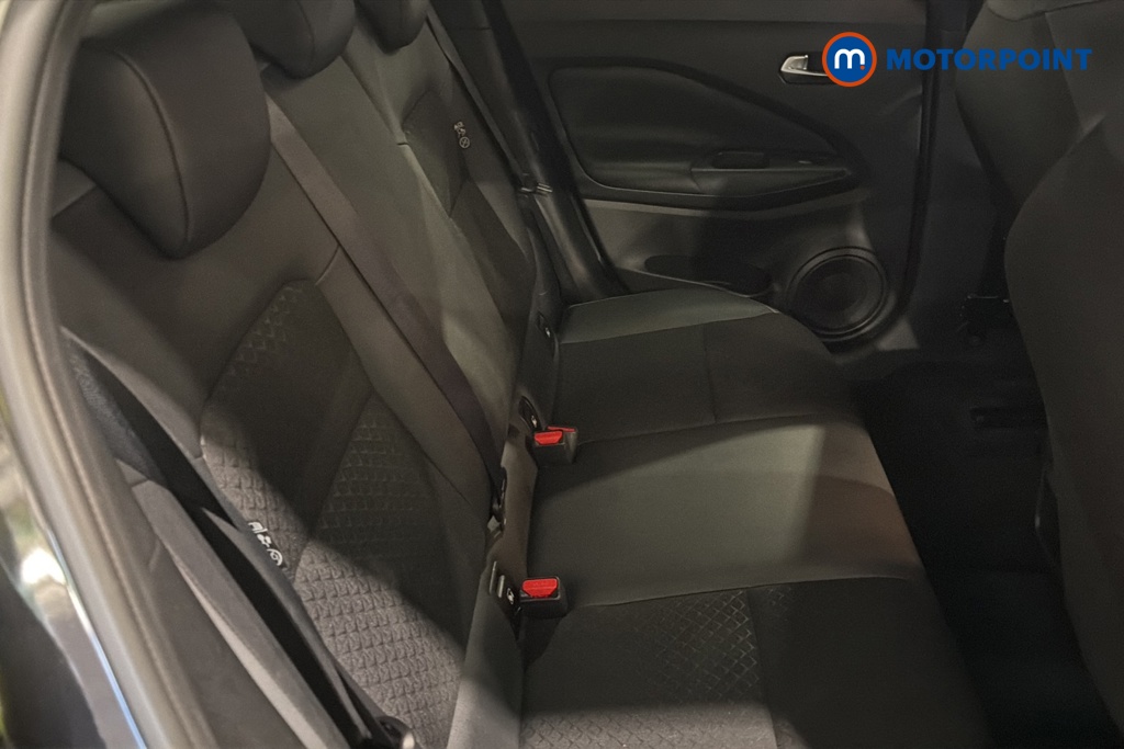 Nissan Juke N-Connecta Automatic Petrol SUV - Stock Number (1677385) - 25th supplementary image