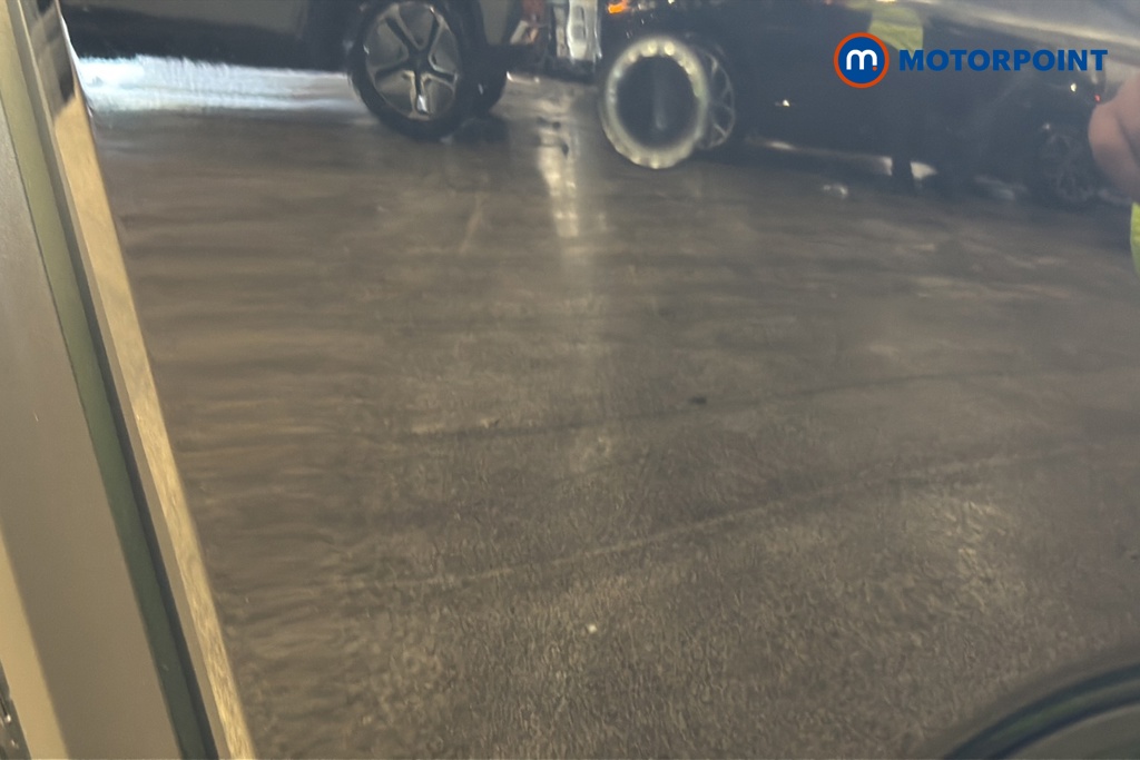 Nissan Juke N-Connecta Automatic Petrol SUV - Stock Number (1677385) - 38th supplementary image