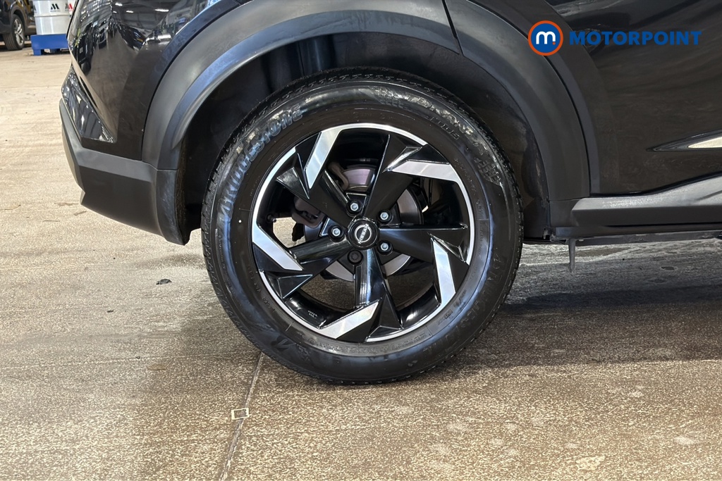 Nissan Juke N-Connecta Automatic Petrol SUV - Stock Number (1677385) - 46th supplementary image