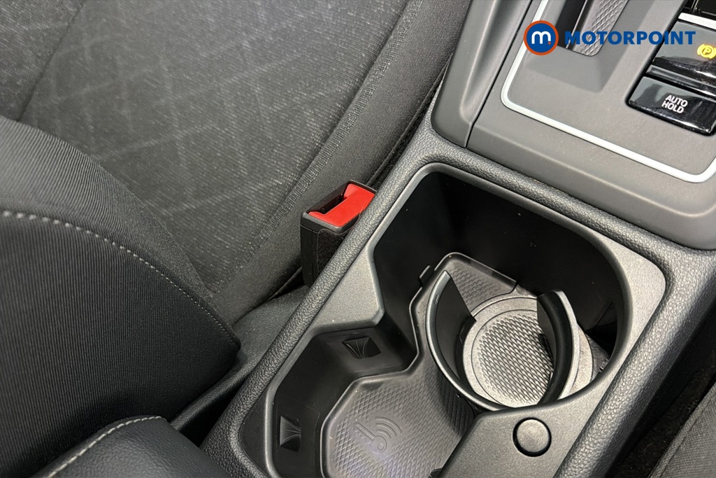 Volkswagen Golf Life Automatic Petrol Hatchback - Stock Number (1677489) - 16th supplementary image