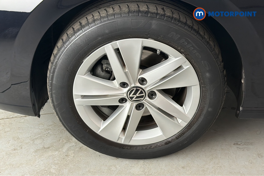 Volkswagen Golf Life Automatic Petrol Hatchback - Stock Number (1677489) - 44th supplementary image