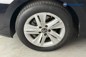 Volkswagen Golf Life Automatic Petrol Hatchback - Stock Number (1677489) - 44th supplementary image
