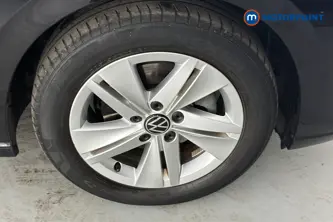 Volkswagen Golf Life Automatic Petrol Hatchback - Stock Number (1677489) - 47th supplementary image