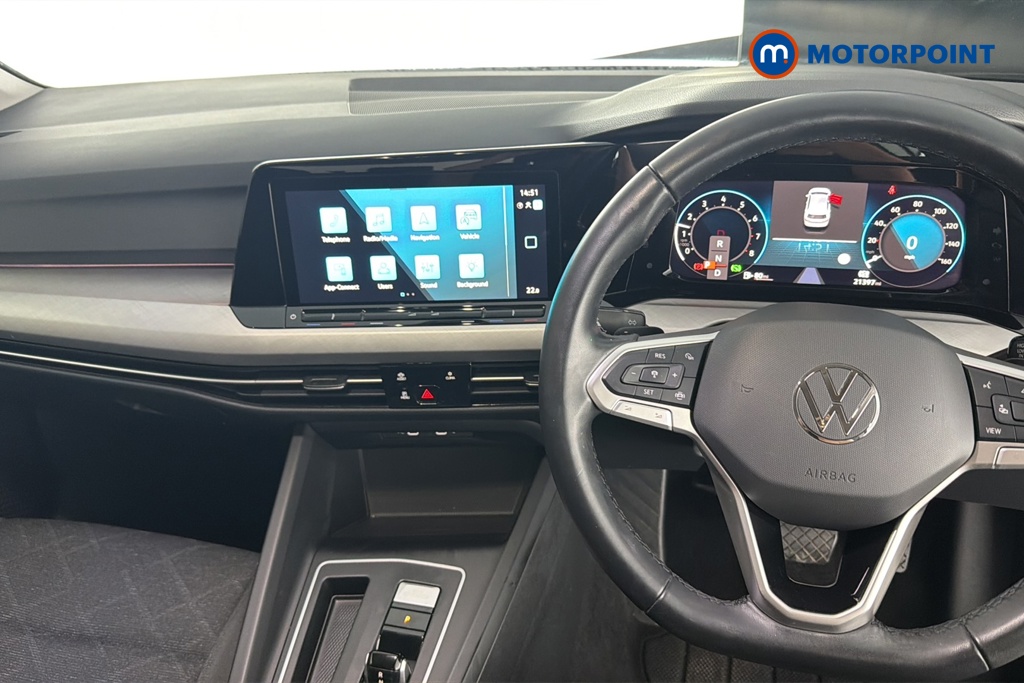 Volkswagen Golf Life Automatic Petrol Hatchback - Stock Number (1677489) - 1st supplementary image