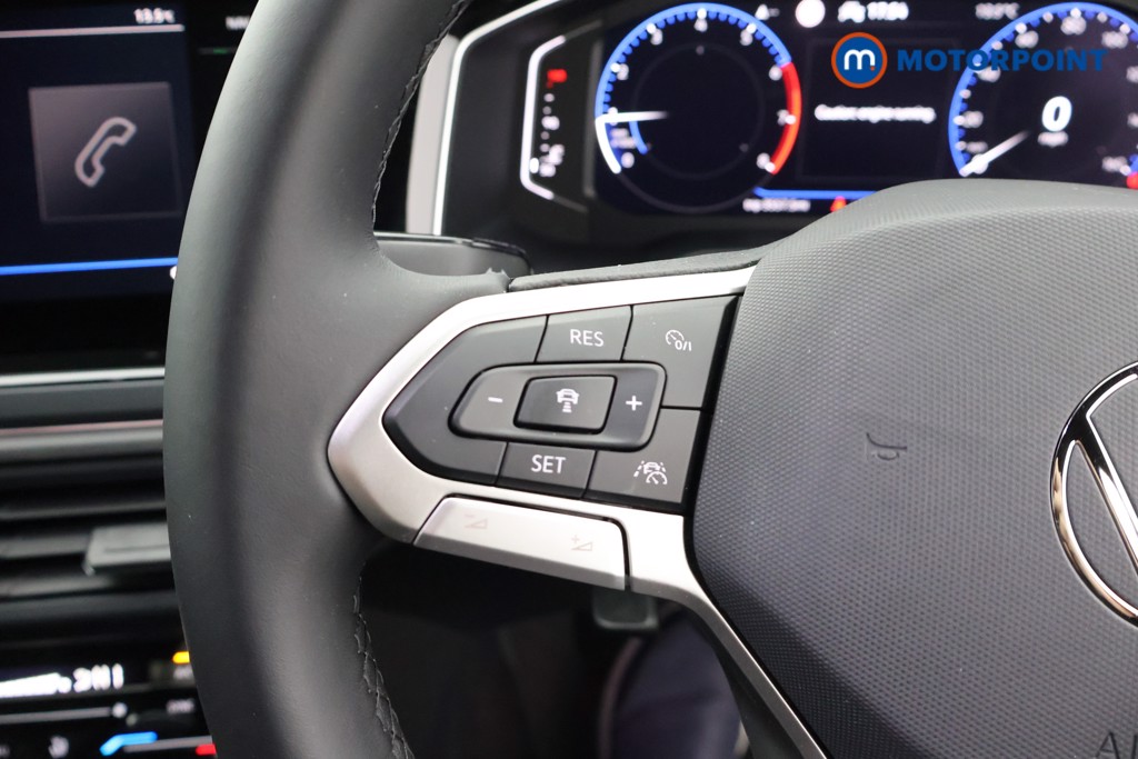Volkswagen Polo R-Line Manual Petrol Hatchback - Stock Number (1677529) - 2nd supplementary image