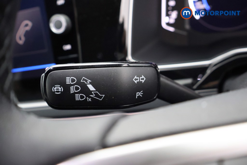 Volkswagen Polo R-Line Manual Petrol Hatchback - Stock Number (1677529) - 5th supplementary image