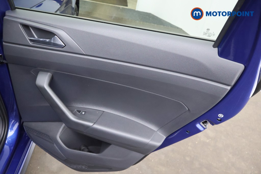 Volkswagen Polo R-Line Manual Petrol Hatchback - Stock Number (1677529) - 18th supplementary image