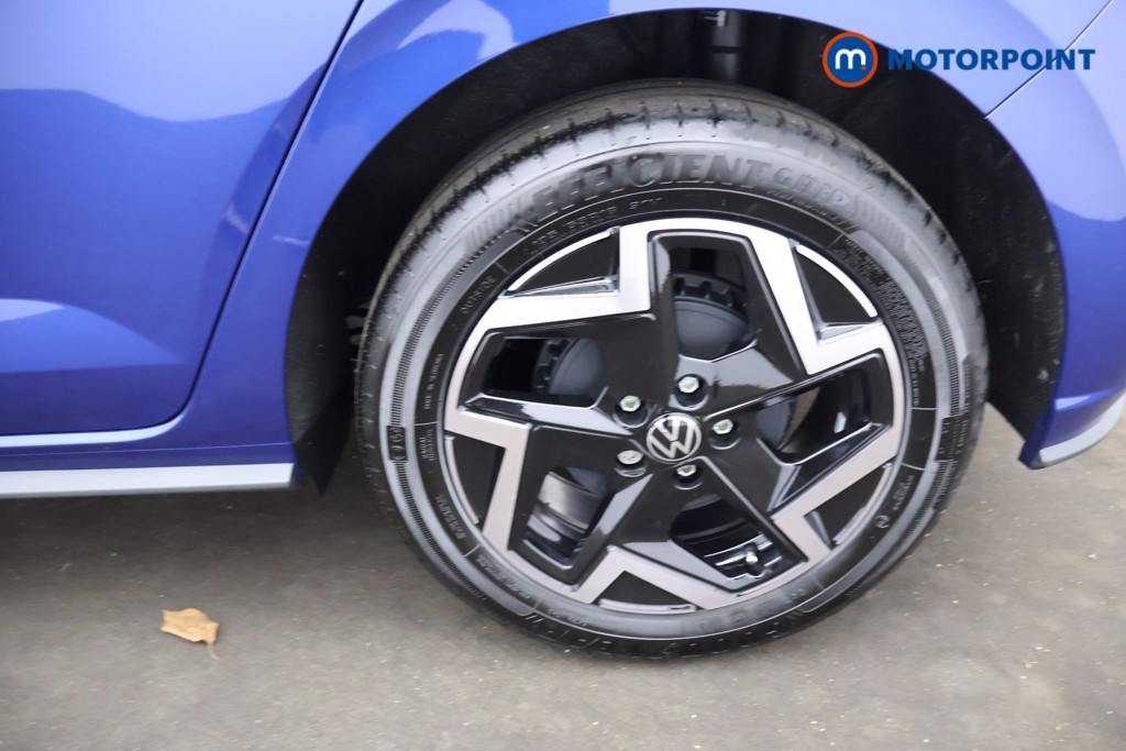 Volkswagen Polo R-Line Manual Petrol Hatchback - Stock Number (1677529) - 30th supplementary image