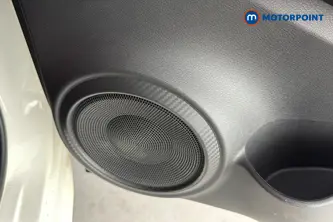 Nissan Juke N-Connecta Manual Petrol SUV - Stock Number (1677575) - 21st supplementary image
