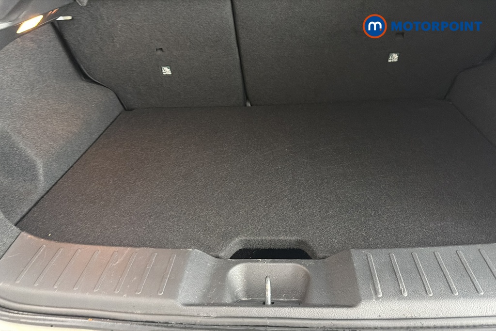 Nissan Juke N-Connecta Manual Petrol SUV - Stock Number (1677575) - 30th supplementary image