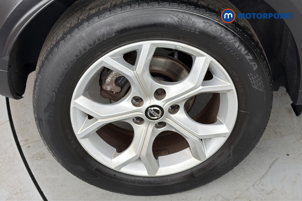 Nissan Juke N-Connecta Manual Petrol SUV - Stock Number (1677575) - 46th supplementary image