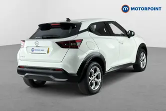 Nissan Juke N-Connecta Manual Petrol SUV - Stock Number (1677575) - Passenger side rear corner