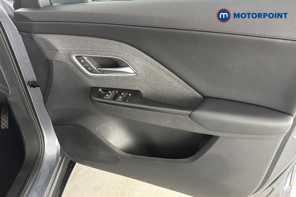 Mg Motor Uk ZS SE Automatic Petrol-Electric Hybrid SUV - Stock Number (1677884) - 18th supplementary image