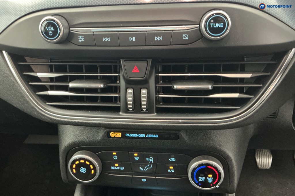 Ford Focus Active Edition Manual Petrol Hatchback - Stock Number (1631341) - 19th supplementary image