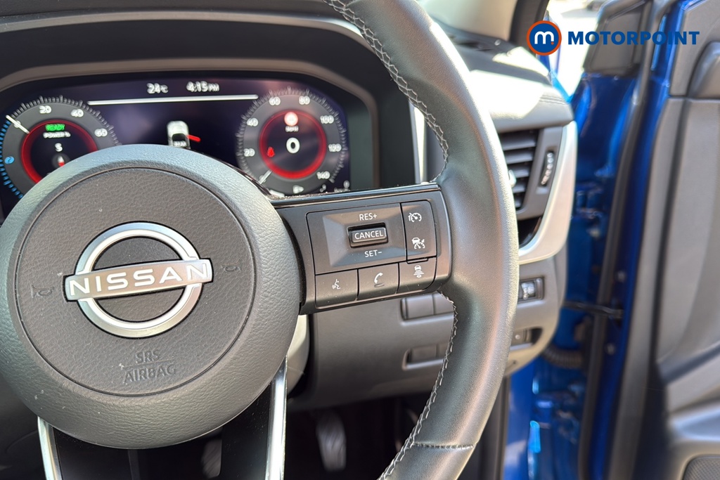 Nissan Qashqai N-Connecta Automatic Petrol-Electric Hybrid SUV - Stock Number (1641816) - 3rd supplementary image