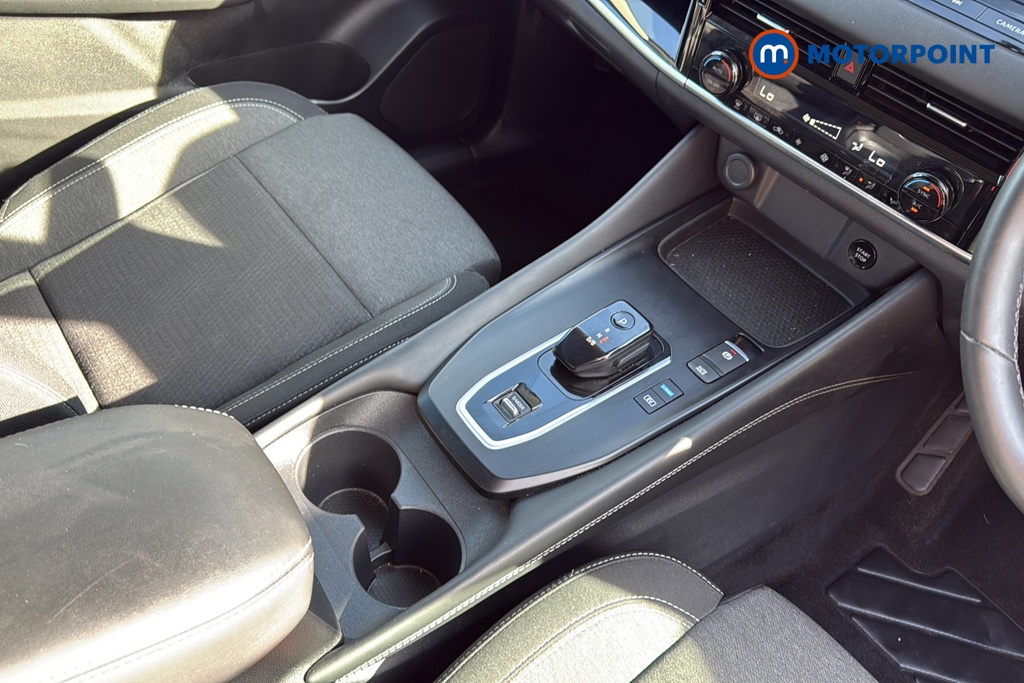 Nissan Qashqai N-Connecta Automatic Petrol-Electric Hybrid SUV - Stock Number (1641816) - 15th supplementary image