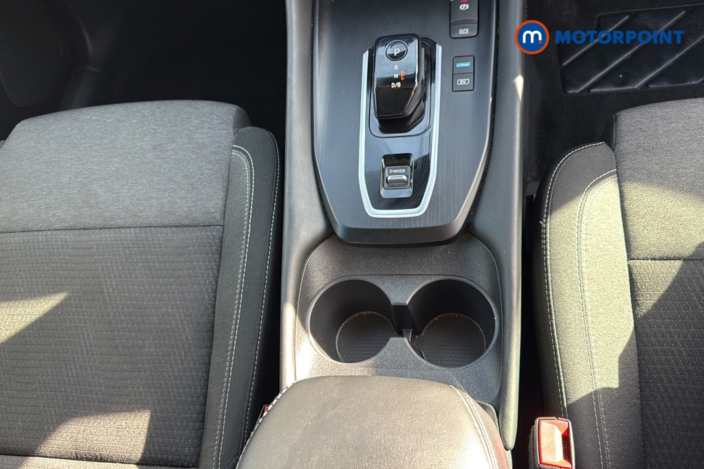 Nissan Qashqai N-Connecta Automatic Petrol-Electric Hybrid SUV - Stock Number (1641816) - 16th supplementary image
