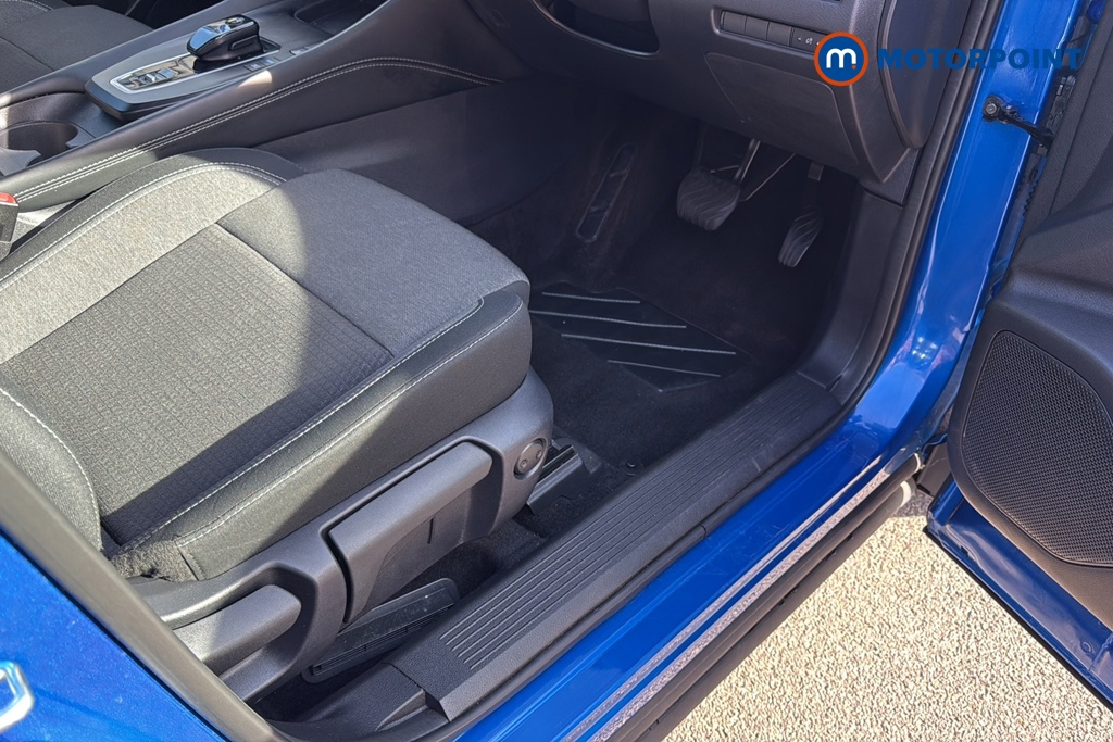 Nissan Qashqai N-Connecta Automatic Petrol-Electric Hybrid SUV - Stock Number (1641816) - 24th supplementary image