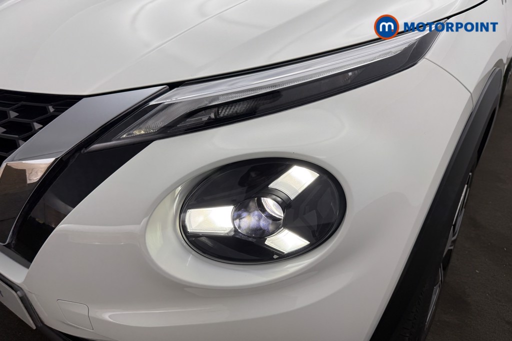 Nissan Juke Acenta Premium Automatic Petrol SUV - Stock Number (1662431) - 20th supplementary image