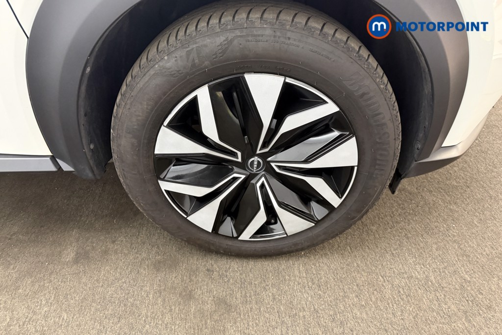 Nissan Juke Acenta Premium Automatic Petrol SUV - Stock Number (1662431) - 21st supplementary image