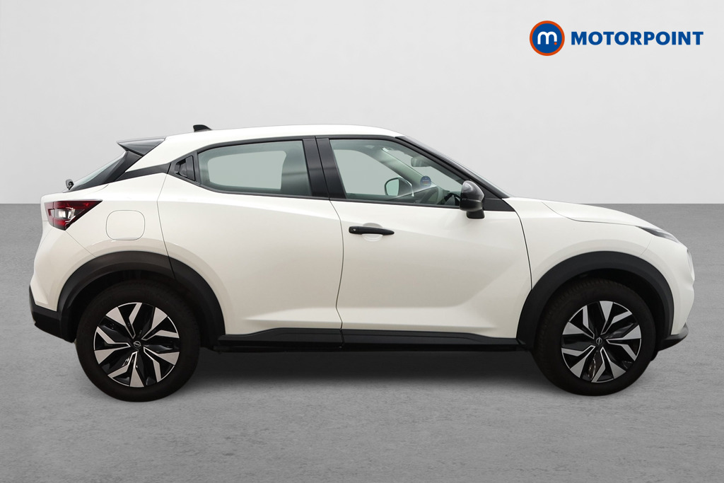 Nissan Juke Acenta Premium Automatic Petrol SUV - Stock Number (1662431) - Drivers side