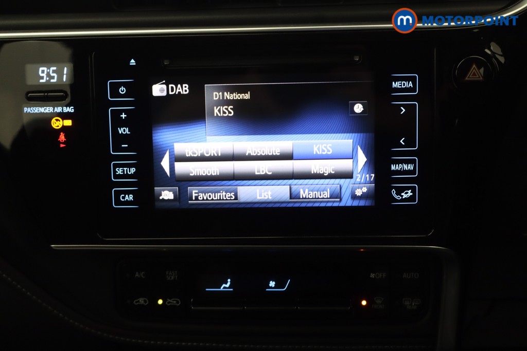 Toyota Auris Icon Automatic Petrol-Electric Hybrid Hatchback - Stock Number (1662904) - 4th supplementary image