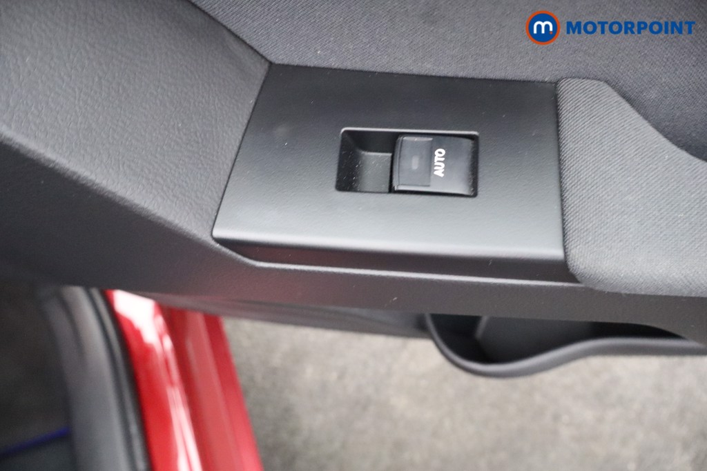 Toyota Auris Icon Automatic Petrol-Electric Hybrid Hatchback - Stock Number (1662904) - 26th supplementary image