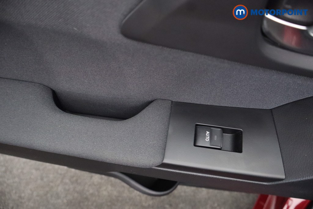 Toyota Auris Icon Automatic Petrol-Electric Hybrid Hatchback - Stock Number (1662904) - 36th supplementary image