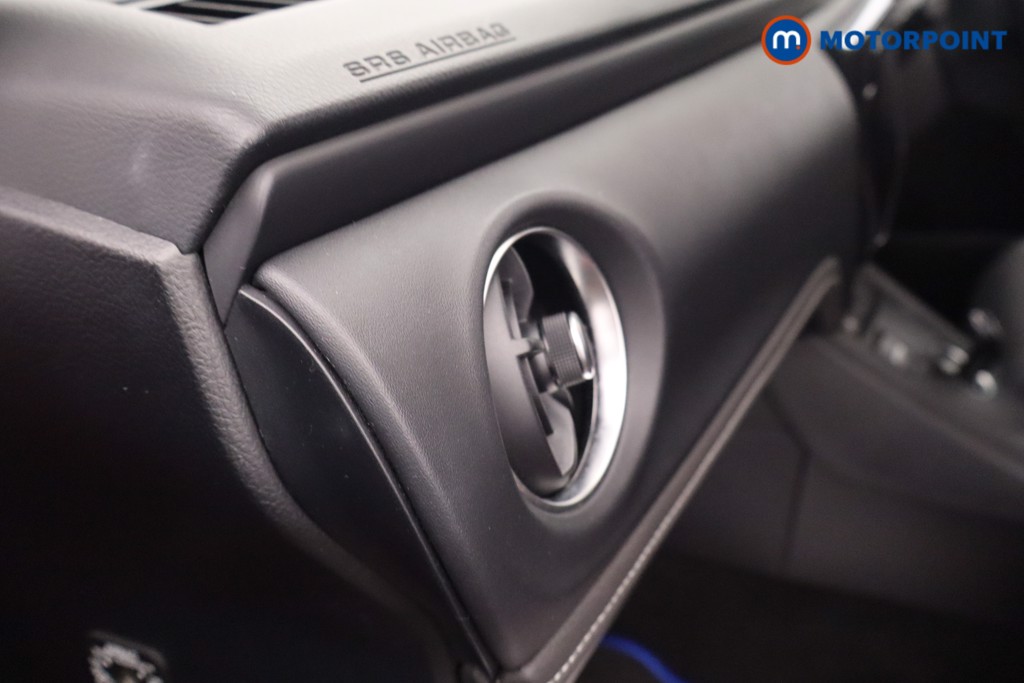 Toyota Auris Icon Automatic Petrol-Electric Hybrid Hatchback - Stock Number (1662904) - 42nd supplementary image