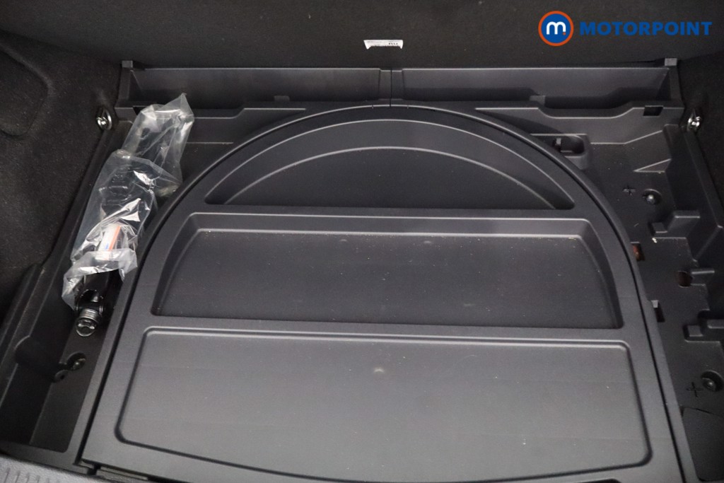 Toyota Auris Icon Automatic Petrol-Electric Hybrid Hatchback - Stock Number (1662904) - 52nd supplementary image