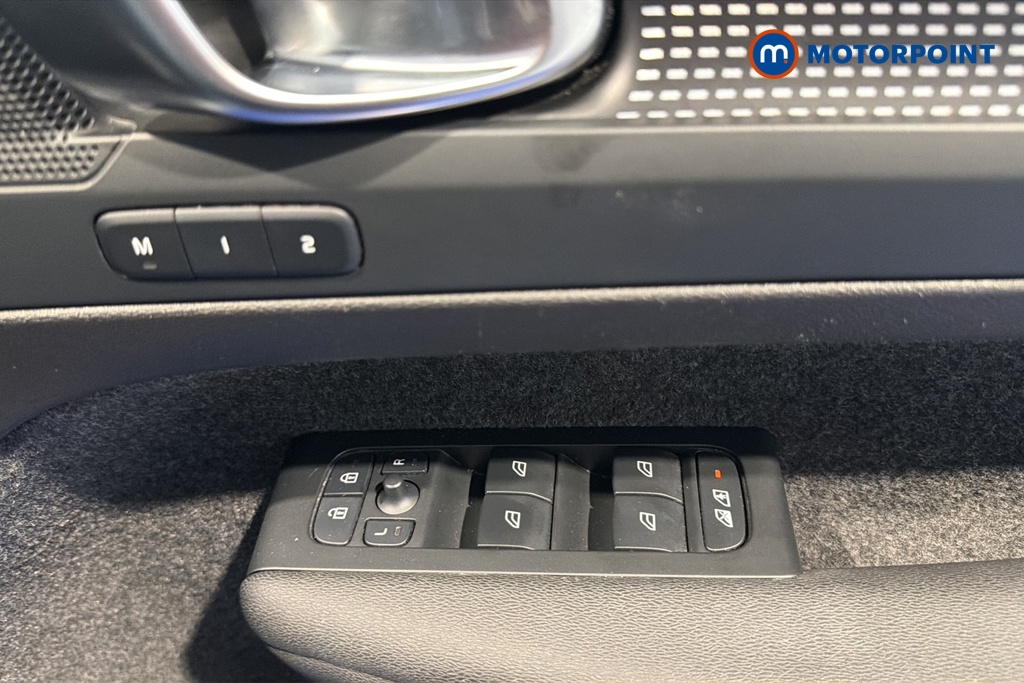 Volvo Xc40 Plus Automatic Petrol SUV - Stock Number (1665313) - 19th supplementary image