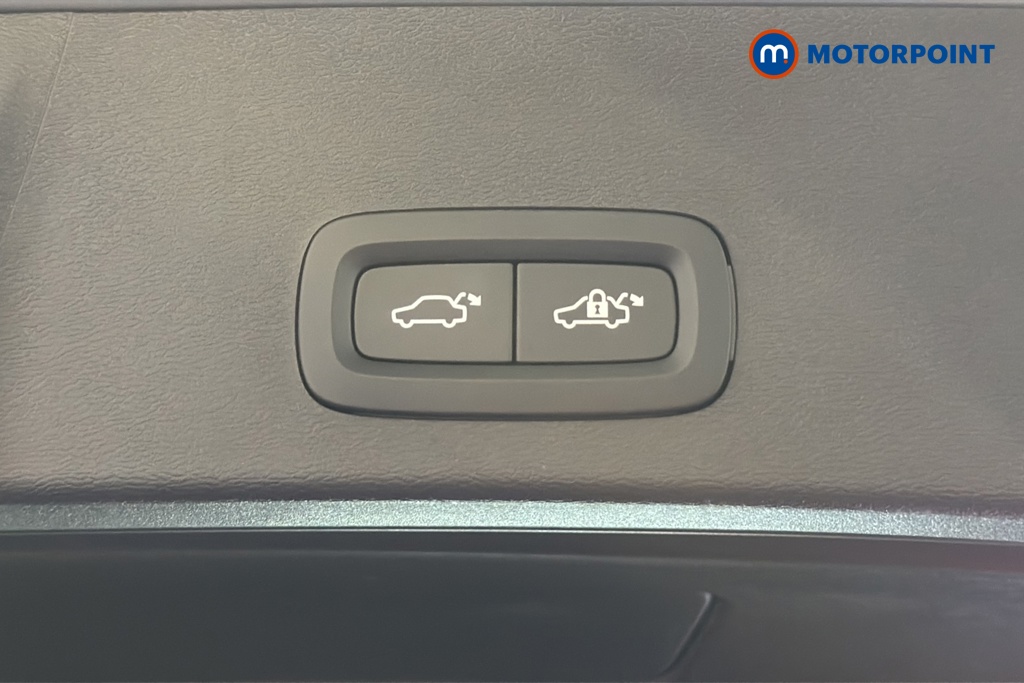 Volvo Xc40 Plus Automatic Petrol SUV - Stock Number (1665313) - 35th supplementary image