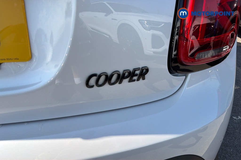 Mini Hatchback Cooper Sport Automatic Petrol Hatchback - Stock Number (1666857) - 34th supplementary image