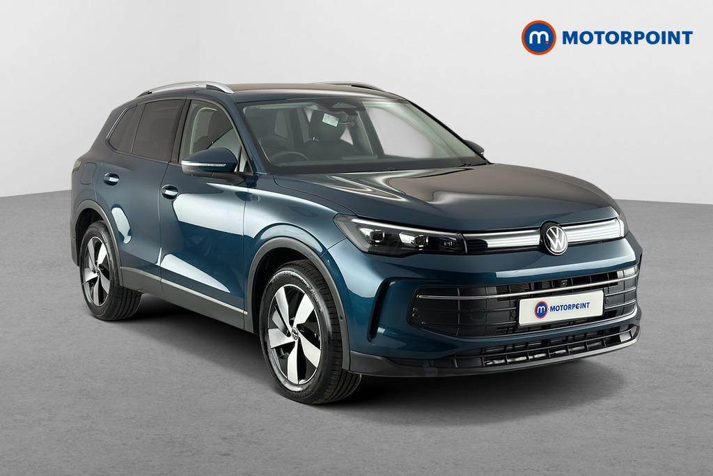 Volkswagen Tiguan Match Automatic Petrol SUV - Stock Number (1667511) - Drivers side front corner