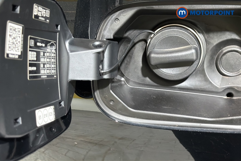 Mercedes-Benz CLA Amg Line Automatic Petrol Coupe - Stock Number (1668364) - 41st supplementary image