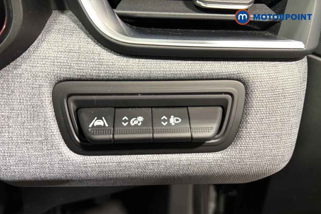 Renault Clio Evolution Manual Petrol Hatchback - Stock Number (1669799) - 11th supplementary image
