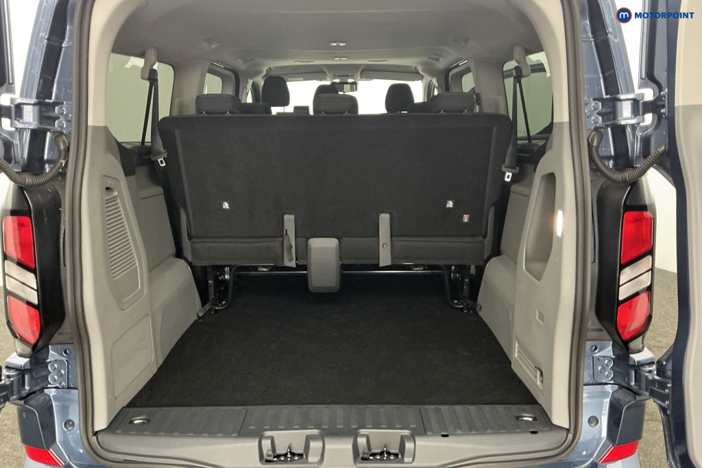 Ford Transit Custom Limited Automatic Petrol Plug-In Hybrid Standard Roof Minibus - Stock Number (1670098) - 3rd supplementary image